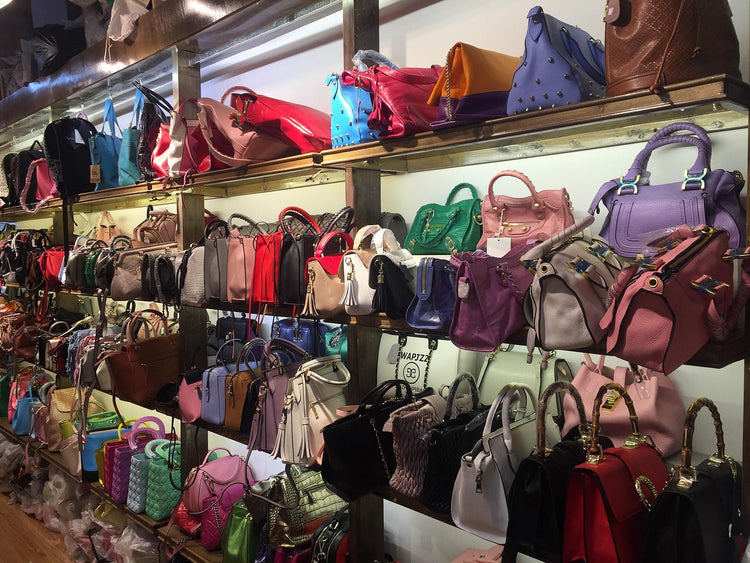 Sacs divers et autres adolescents