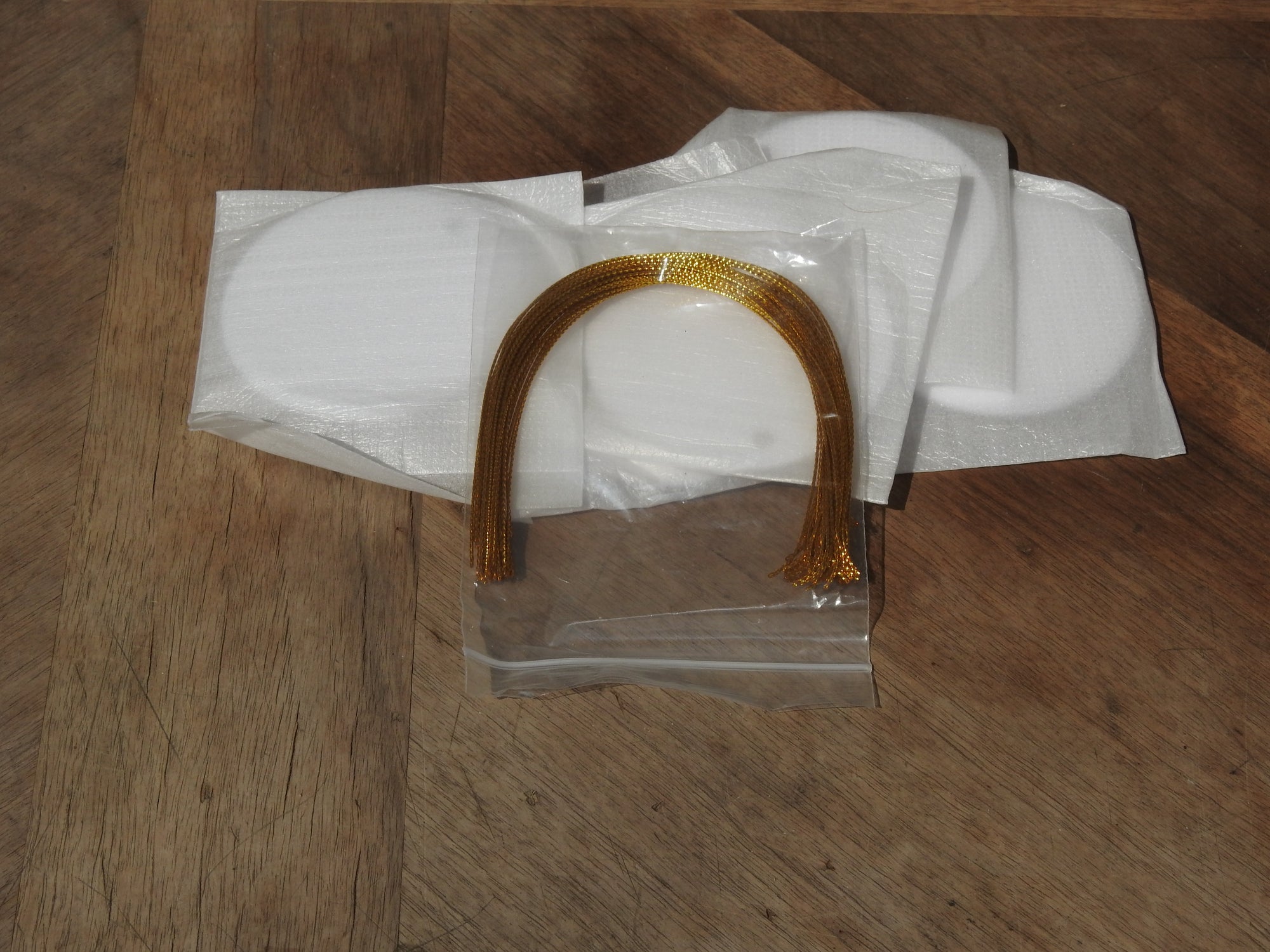 🎁 Décoration cœur ou boule suspendu(e)